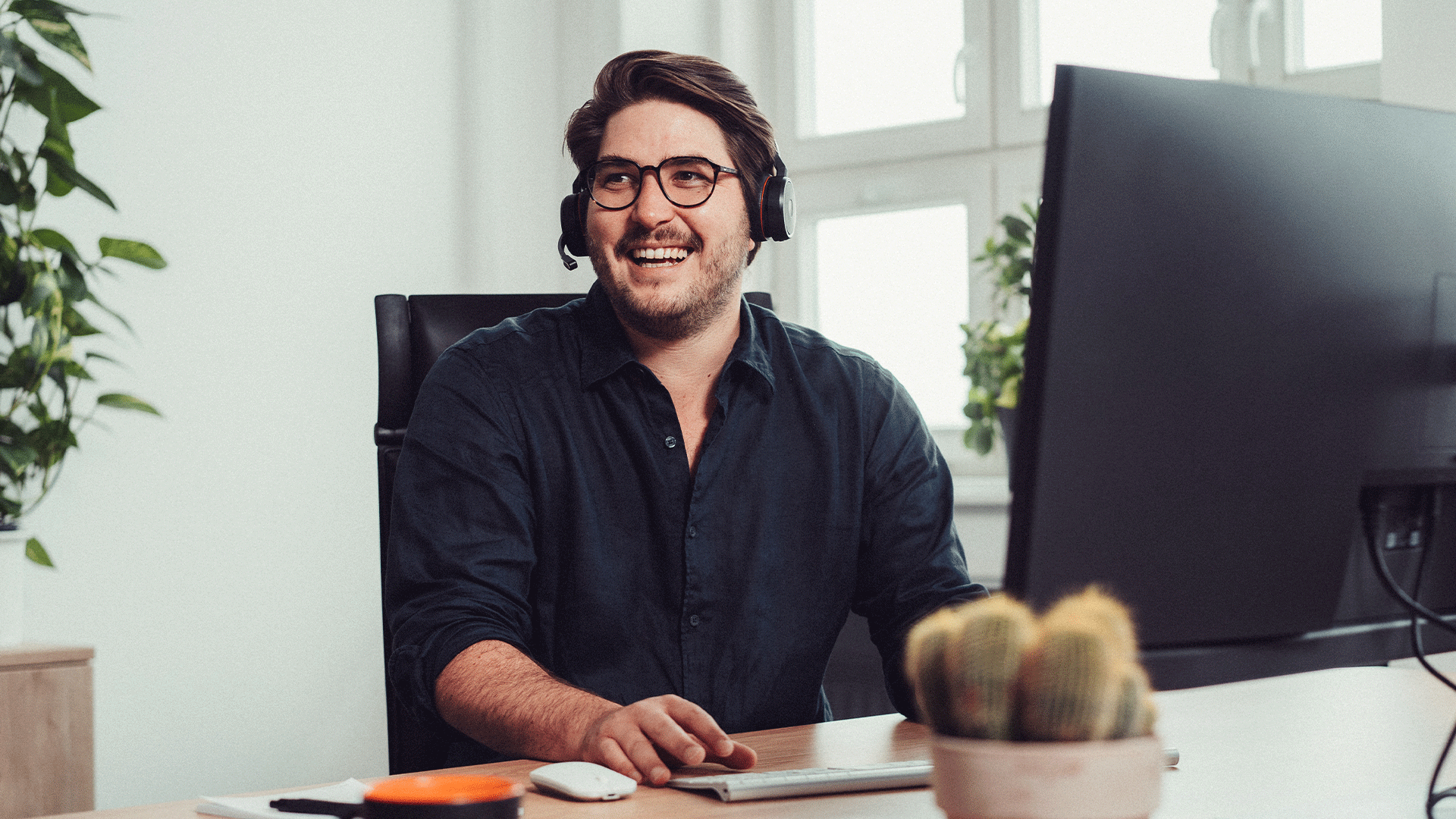 2025_10_netgo_produktseite_cloud_telefonie_mosaik_02