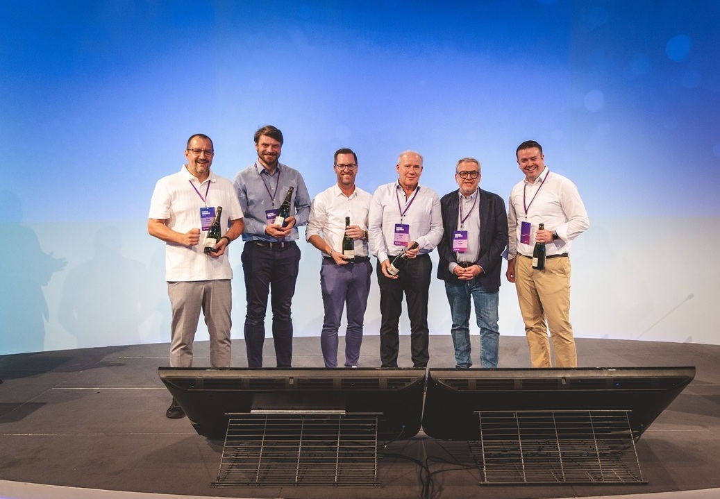 Das Team der netgo bei der Preisverleihung von unserem Partner Enreach.