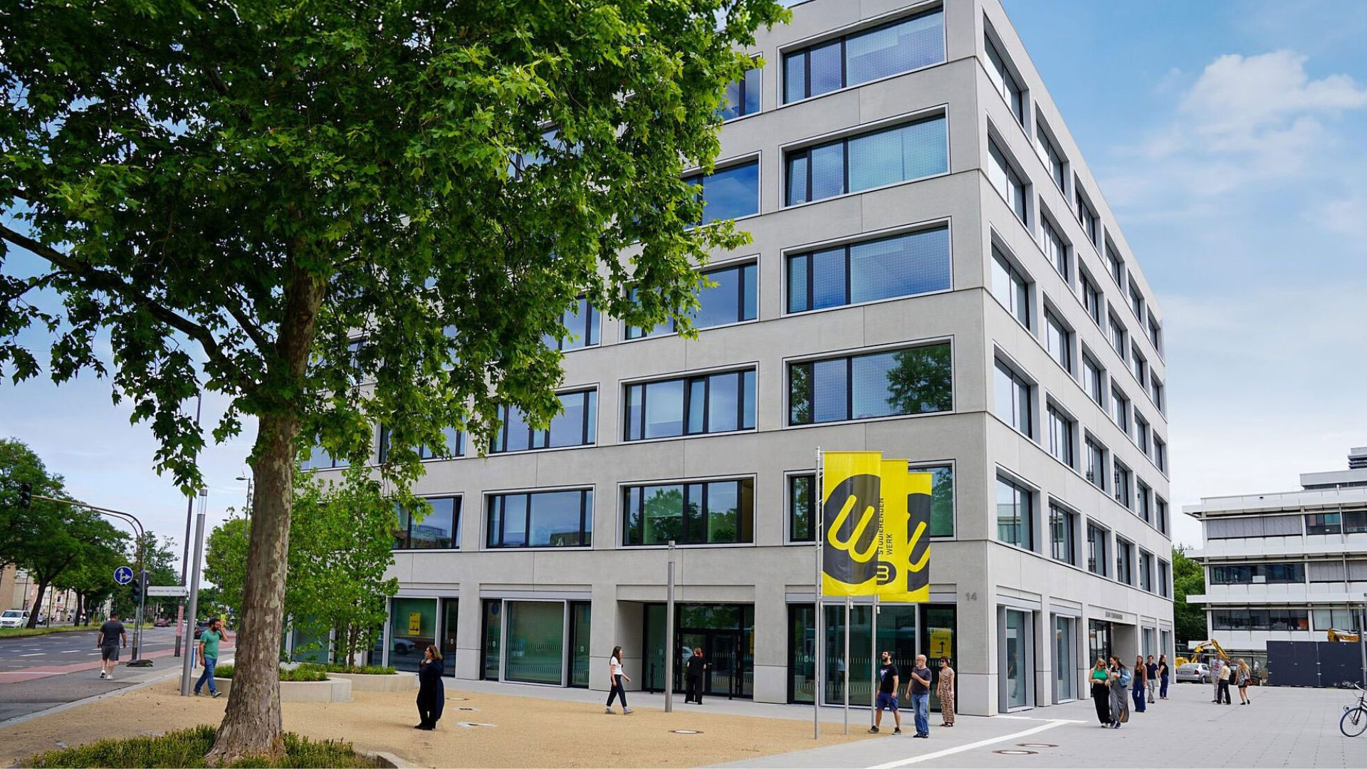 Kölner Studierendenwerk: Modernes Arbeiten und verbesserte Zusammenarbeit dank Microsoft 365 